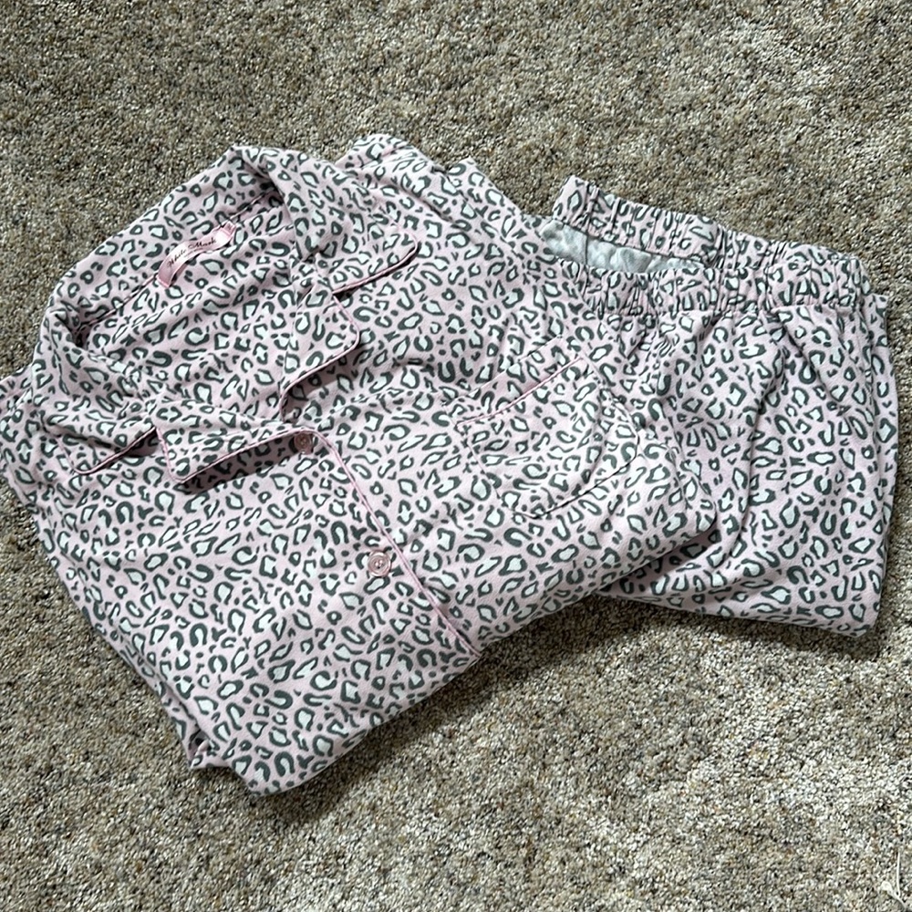 2pc Pink and Gray Leopard Print Flannel Pajamas Sz 2X